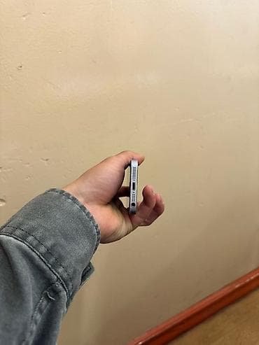 iphone 21: IPhone 5s, Space Gray — 5