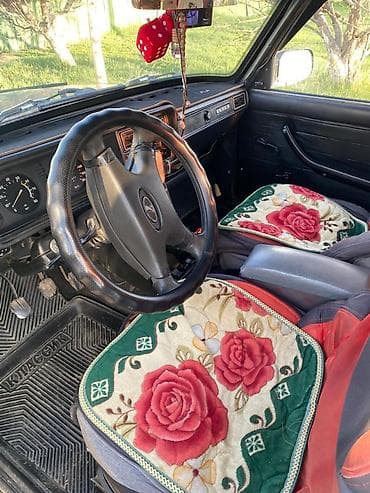 авто выхлоп: ВАЗ (ЛАДА) 2107: 2005 г., 1.3 л, Ручные — 9