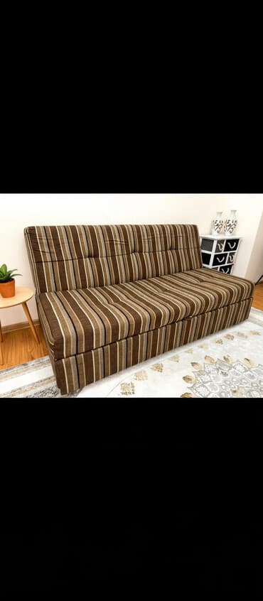 детскую 2 х ярусную кровать: Прямой диван, Б/у, Трехместный — 1