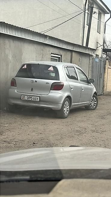 tayota vitz: Toyota Vitz: 2001 г., Автомат, Бензин, Хэтчбэк — 1