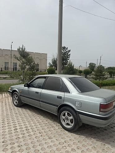 mazda 3 2005: Mazda 626: 1989 г., 2 л, Механика, Газ, Седан — 3