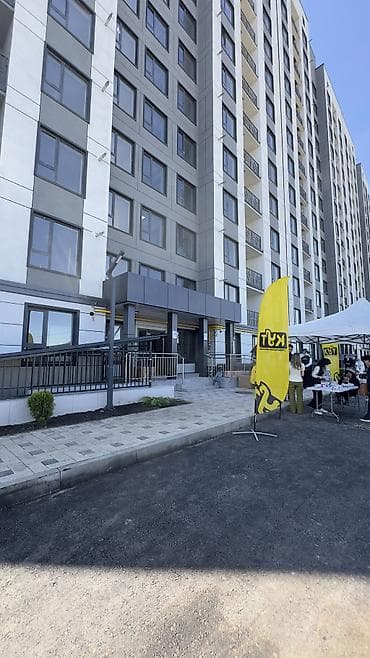kant flat: 3 комнаты, 95 м², Элитка, 3 этаж, Евроремонт — 1
