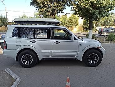 Mitsubishi Montero: 2002 г., 3.5 л, Автомат, Газ, Внедорожник — 2