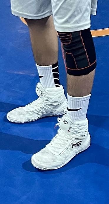 баскетболные кросовки: Мужские кроссовки, 41, Nike, Новый, цвет - Белый — 1