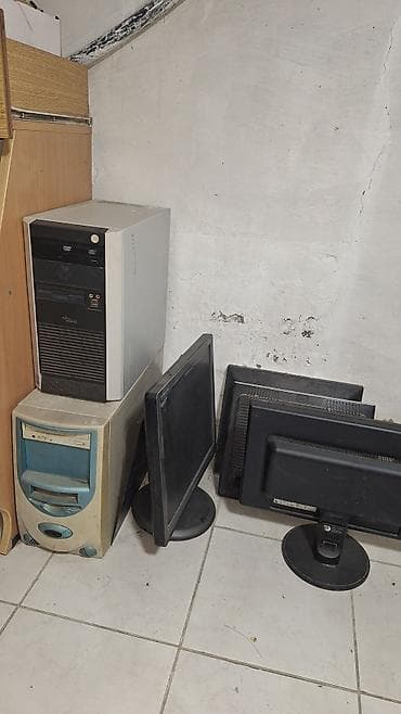 доски даром: Комплект старых компьютерных Компонентов нерабочее. Отдам тому кто — 1