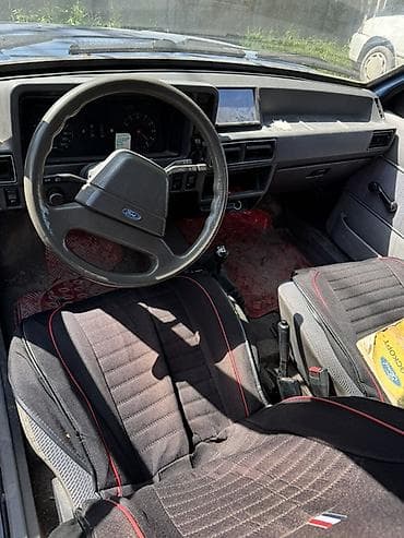 ford fiesta: Ford Escort: 1985 г., 1.1 л, Механика, Бензин, Хэтчбэк — 6
