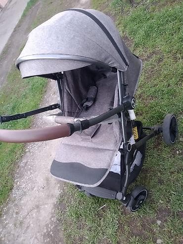 easy walker: Прогулочная коляска с амортизацией и большим капюшоном - Легкая — 1