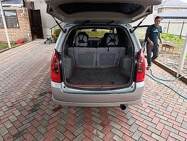 такта раум: Mazda PREMACY: 2001 г., 1.8 л, Автомат, Бензин, Минивэн — 6