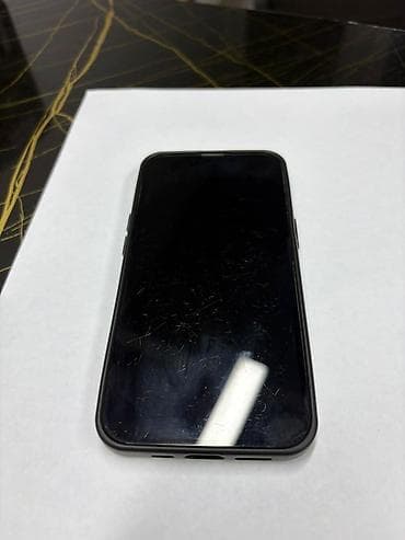 нашёл телефон: IPhone 13, Б/у, 128 ГБ, Midnight, Чехол, 75 % — 4