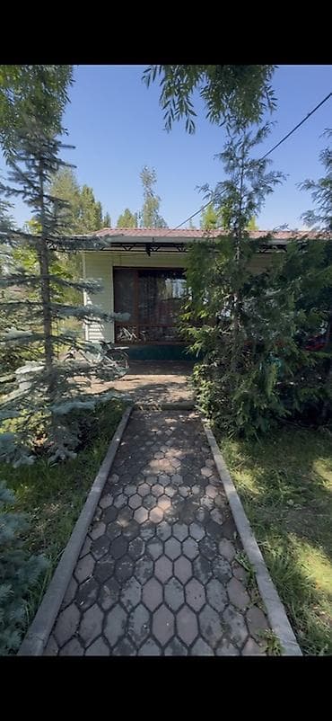 Сдается коттедж (16 мест) сдаем от 4 человек. можем и на полу at lalafo.kg Сдается коттедж (16 мест) сдаем от 4 человек. можем и на полу