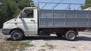 Iveco Daily бортовой

2.5 турбо готов к работе — 2