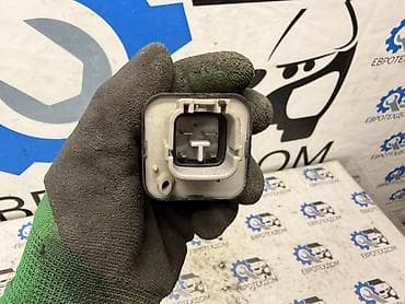 реле 409: Реле топливного насоса Mitsubishi Carisma DA5A 4G93 2001 Контрактный — 2