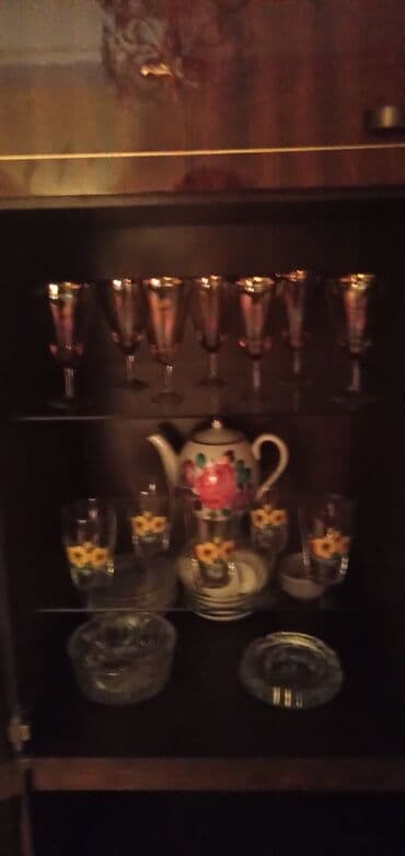 шкаф для коридора: Бокалы СССР стекло спец. заказ, 7 шт.,обьем 180 мл. цена за ед. 130с — 3