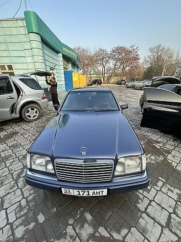 э 34: Mercedes-Benz E-Class: 1994 г., 2.2 л, Автомат, Бензин, Седан — 4
