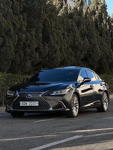 ls 400: Lexus ES: 2019 г., 2.5 л, Гибрид, Седан — 3