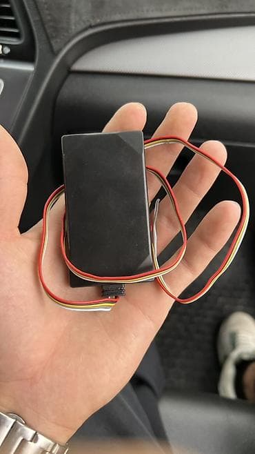 Техника и электроника: GPS/GSM трекер Teltonika FMB920 - Компактный телематический модуль — 2