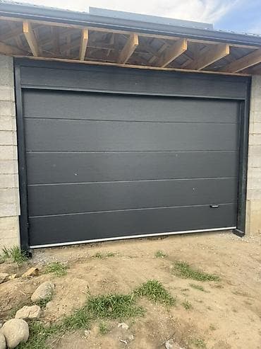 Секционные ворота: Секционные и рулонные ворота под проем, изготовление и монтаж. - — 5