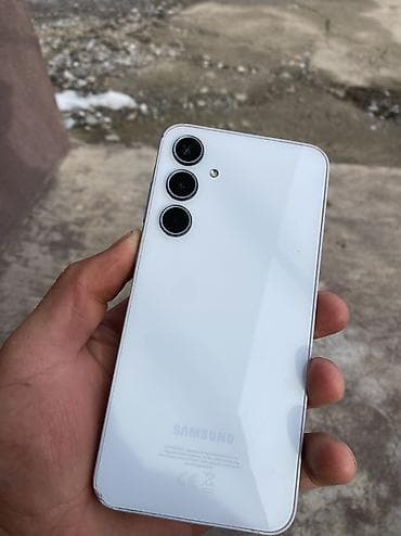 телефон бушний: Samsung Galaxy A35, Б/у, 128 ГБ, цвет - Белый — 1