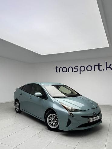Toyota Prius: 2017 г., 1.8 л, Автомат, Гибрид, Хэтчбэк at lalafo.kg Toyota Prius: 2017 г., 1.8 л, Автомат, Гибрид, Хэтчбэк