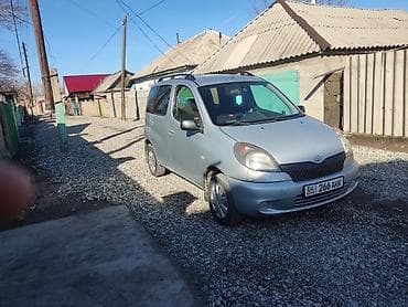 skyline gtr: Toyota Yaris Verso: 2001 г., 1.3 л, Механика, Бензин, Хэтчбэк — 8