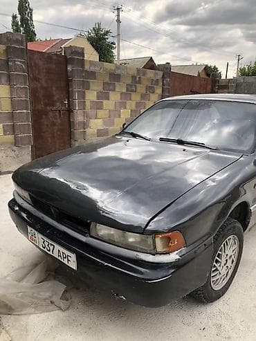 кия ceed: Mitsubishi Galant: 1989 г., 2 л, Механика, Бензин, Седан — 1