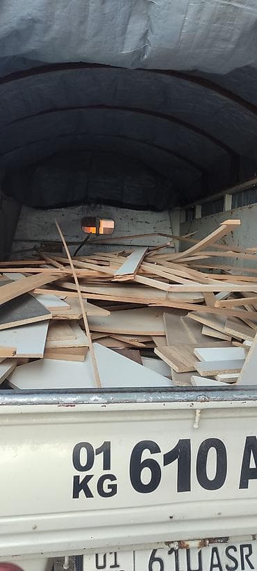 Продаю остатки древесных плит и реек для хозяйственных нужд. Состав