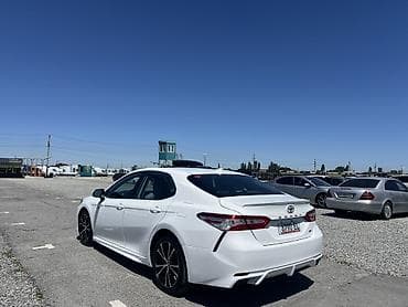 Toyota Camry: 2020 г., 2.5 л, Автомат, Бензин, Седан — 6