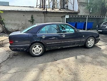 210 mers: Mercedes-Benz E-Class: 1999 г., 2.3 л, Механика, Бензин — 3