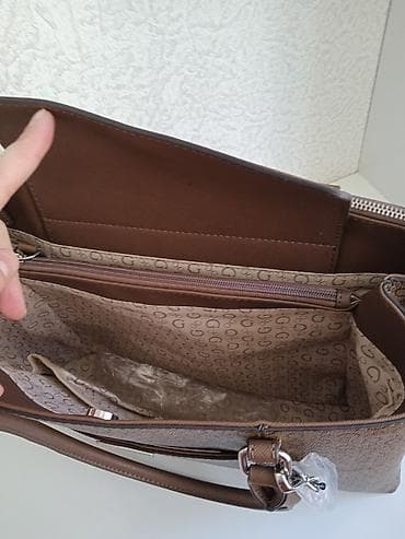 Сумкалар: Сумка Guess, оригинал из Америки. Вместительная, большой размер, много — 2