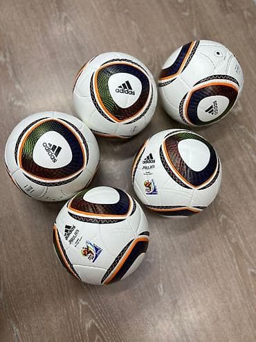 Мячи: Футбольный мяч Adidas Jabulani — легендарная модель Чемпионата мира — 2