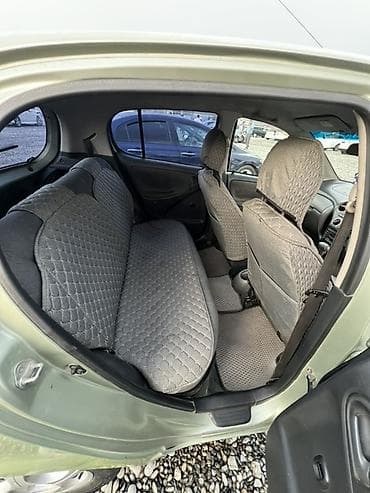210 mers: Toyota Yaris: 2001 г., 1 л, Автомат, Бензин, Хэтчбэк — 8