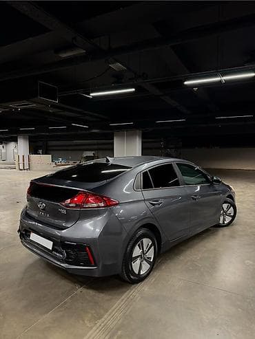 cruiser: Hyundai Ioniq: 2019 г., 1.6 л, Автомат, Гибрид — 7