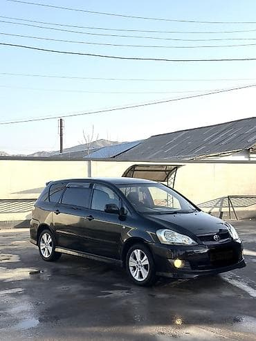 Toyota Ipsum: 2004 г., 2.4 л, Автомат, Бензин, Минивэн