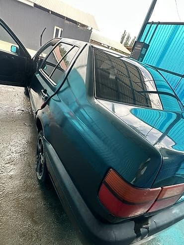 Транспорт: Volkswagen Vento: 1995 г., 1.8 л, Механика, Бензин, Седан — 5