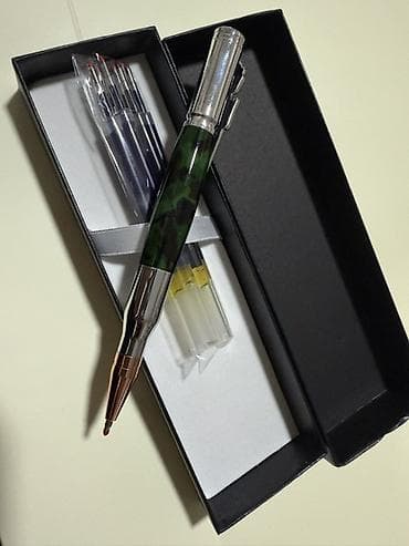 деловой метал: Подарочные наборы ручек Parker Состав: - Шариковая ручка в футляре - — 6