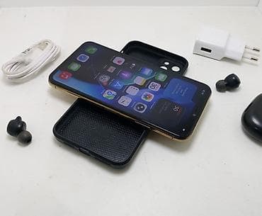 iphone 13 pro maks: IPhone 11 Pro Max, Б/у, 256 ГБ, Золотой, Зарядное устройство, 65 % — 5