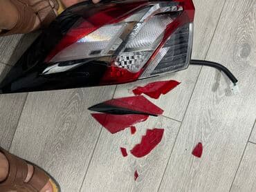 задние стоп: Задний левый стоп-сигнал Toyota 2020 г., Б/у, Оригинал, Япония — 4