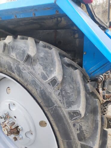 YTO (ЮТО) Тракторлор: Трактор Беларус МТЗ-82.1 (821) - Колёсная формула 4x4, передний — 9