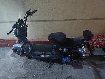 Электровелосипед-скутер городского типа - Компоновка: низкая рама с