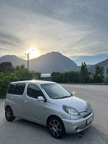 Транспорт: Toyota Funcargo: 2001 г., 1.3 л, Автомат, Бензин, Хэтчбэк — 6