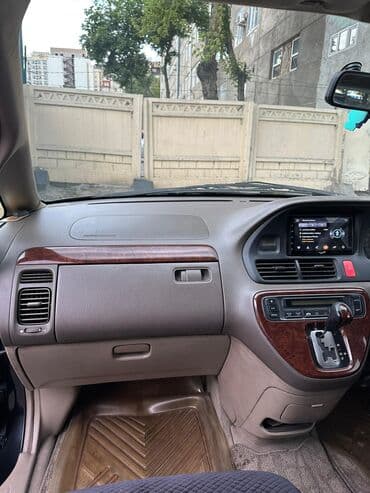 купить машину без первоначального взноса: Honda Odyssey: 2002 г., 2.3 л, Автоматические, Бензин, Минивэн — 10