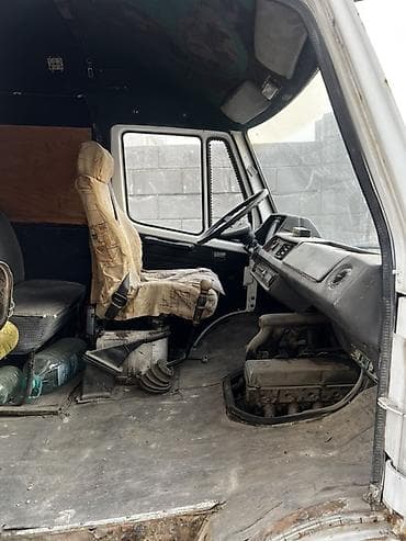 r 16: Mercedes-Benz T1: 1991 г., 3 л, Ручные, Дизель, Фургон — 4