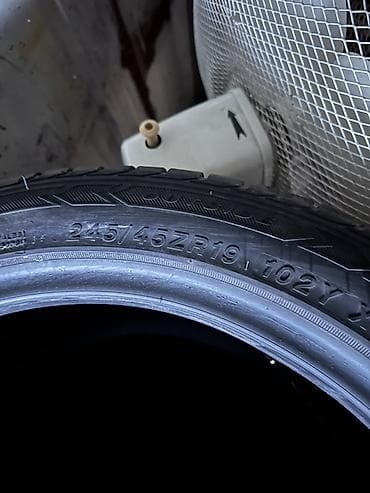 r19: Комплект летних шин 19" - Размер: 245/45 ZR19 - Индекс нагрузки и — 3