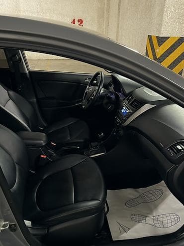 Транспорт: Hyundai Accent: 2019 г., 1.4 л, Вариатор, Бензин, Седан — 6