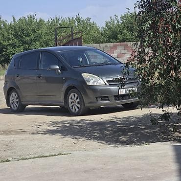 аренда авто ош камри: Toyota Corolla Verso: 2004 г., 1.8 л, Механика, Бензин, Минивэн — 1