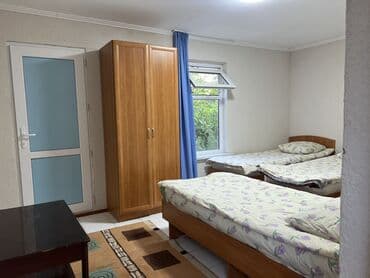 бишкек квартира на месяц: Номер, Гостевой Дом Бает, Парковка, стоянка — 5