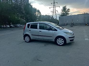 Mitsubishi Colt: 2004 г., 1.3 л, Механика, Бензин, Хэтчбэк — 4