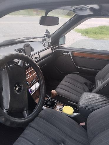 bmb m5: Mercedes-Benz W124: 1989 г., 2.3 л, Механика, Бензин, Седан — 8