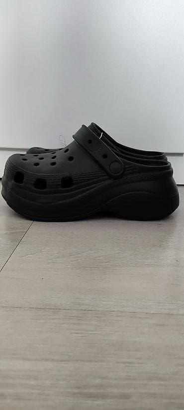 обувь в рассрочку: Продаю аналоги Crocs. Новые!!! Ошиблась с размером при заказе. Размер — 2