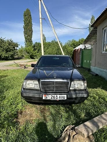 Унаа сатуу: Mercedes-Benz W124: 1994 г., 2 л, Кол менен иштөөчү, Бензин, Седан — 1